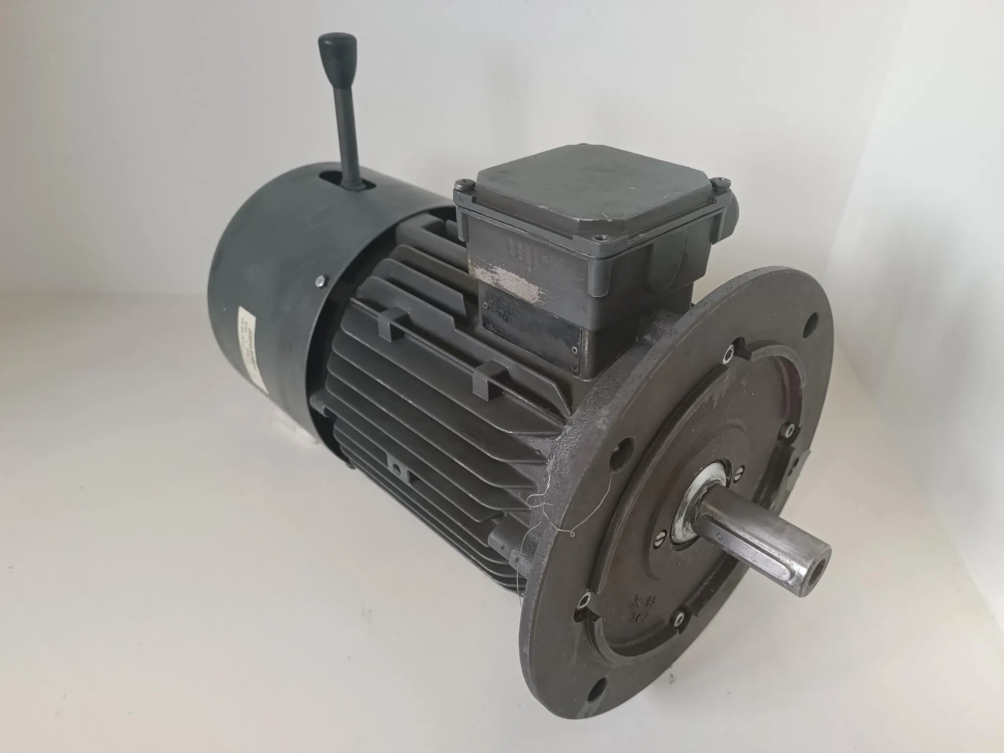 Produktfoto 1 von Elektromotor, Bremsmotor, UFDR100LA/4-2QB60, 1410/2850rpm, 2,2KW