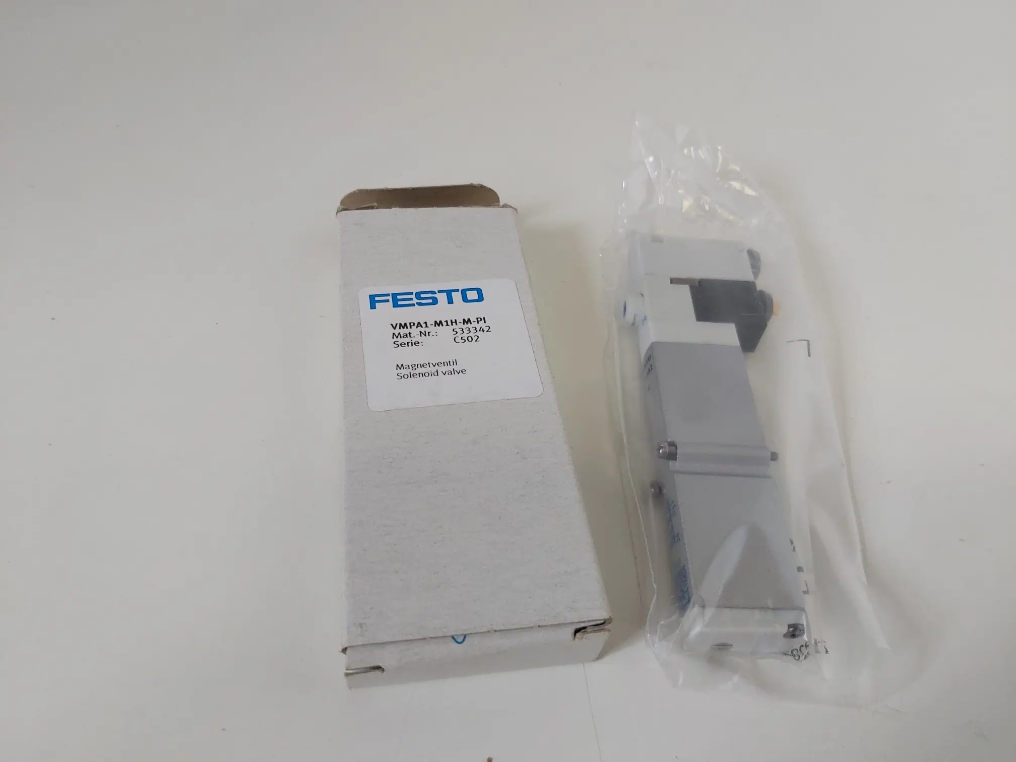 Produktfoto 1 von Magnetventil, VMPA1-M1H-M-PI, 533342