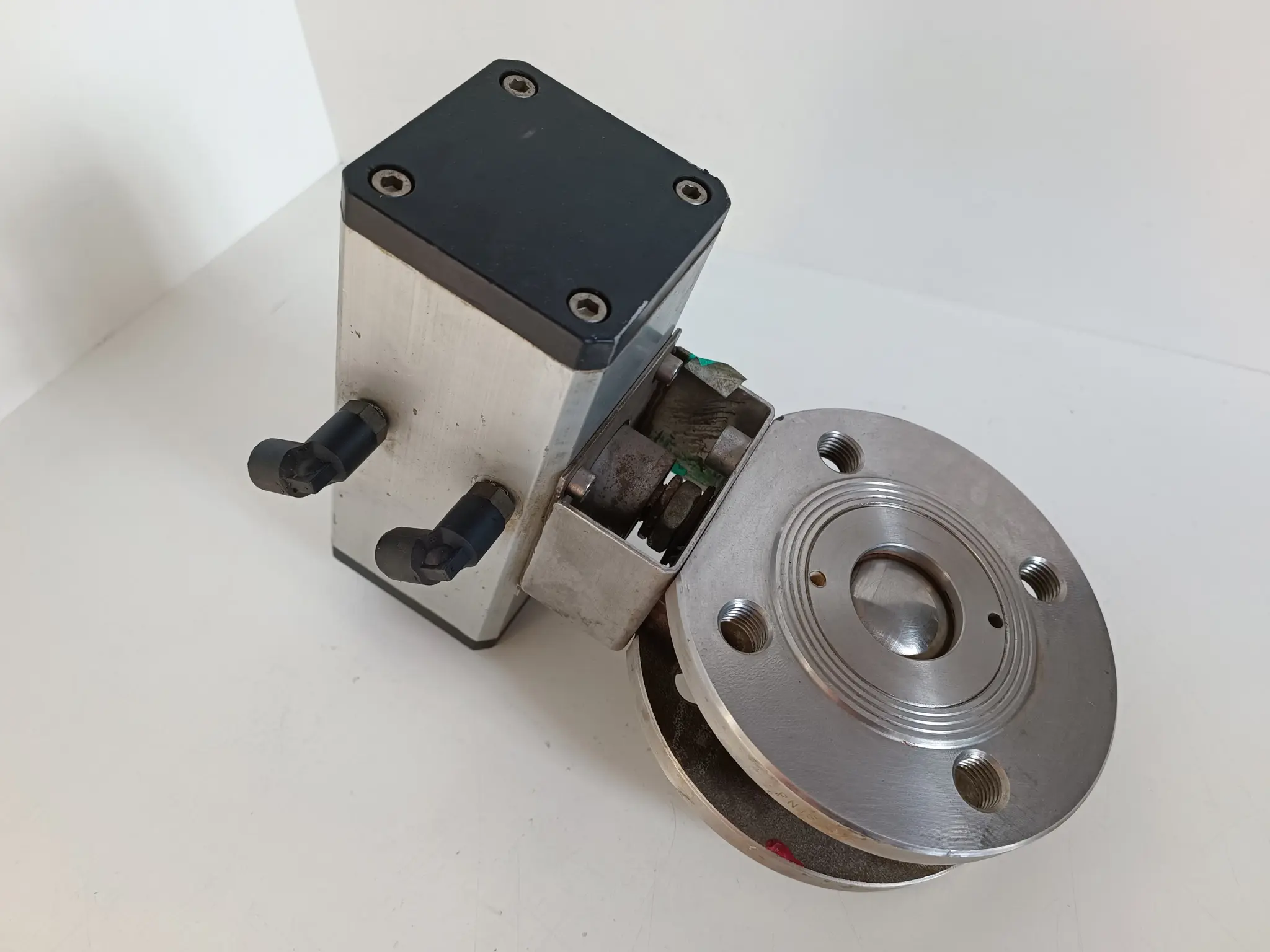 Produktfoto 1 von Edelstahl Kompakt Kugelhahn DN40 mit Pneumatikantrieb, getestet, DN40