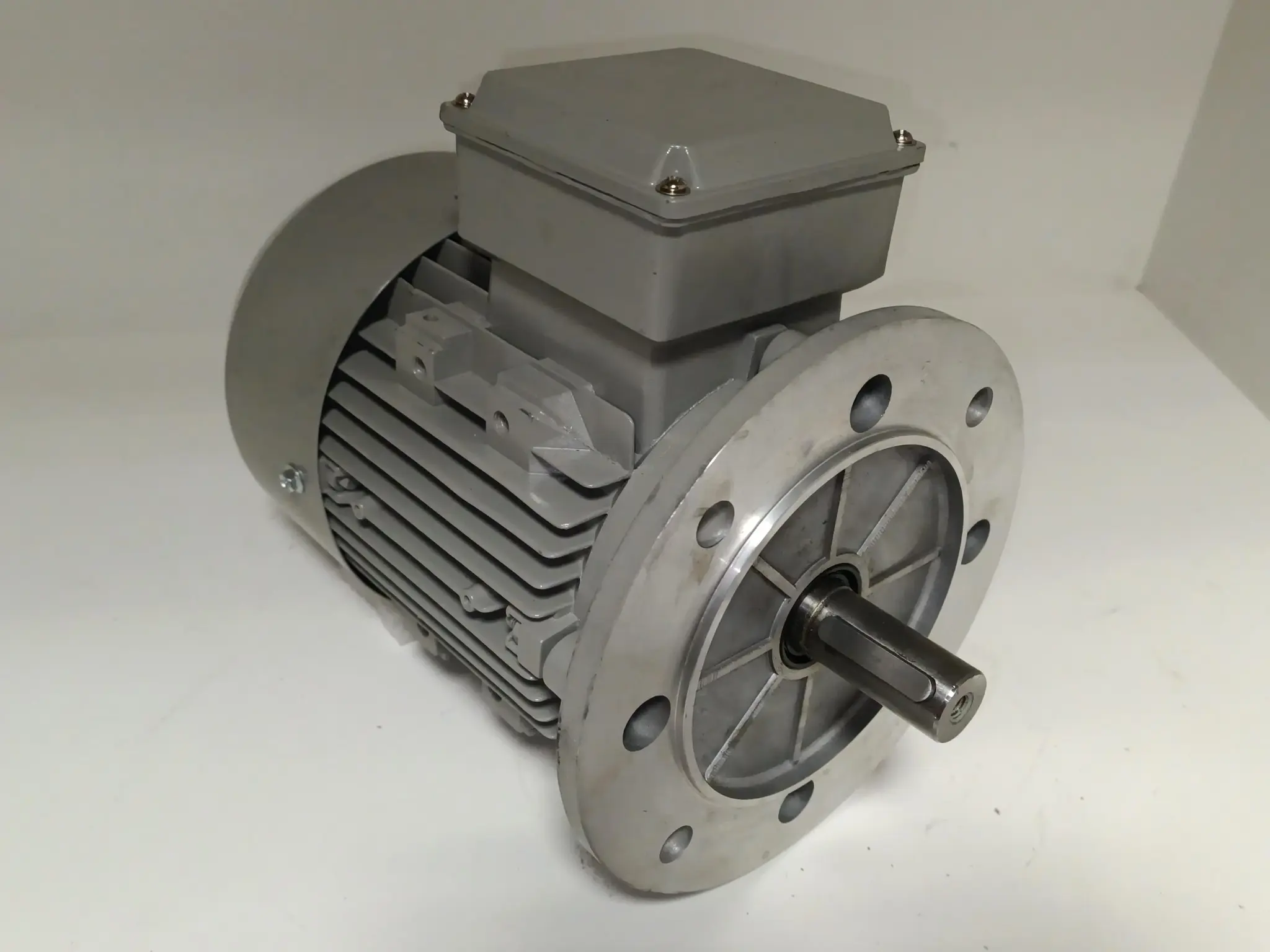 Produktfoto 1 von Elektromotor, FBA 90S-4, 1,1KW, 1390rpm
