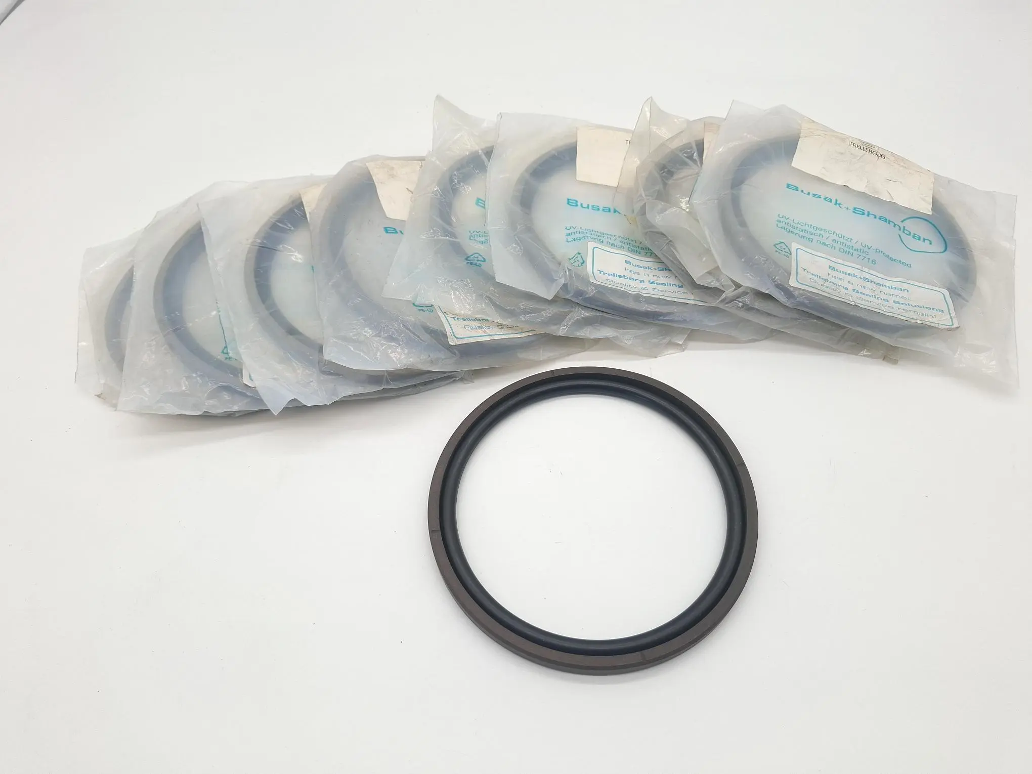 Produktfoto 1 von 3 Stück Kolbendichtung für d140mm,  119/140x8,1, PT0401400-T46N