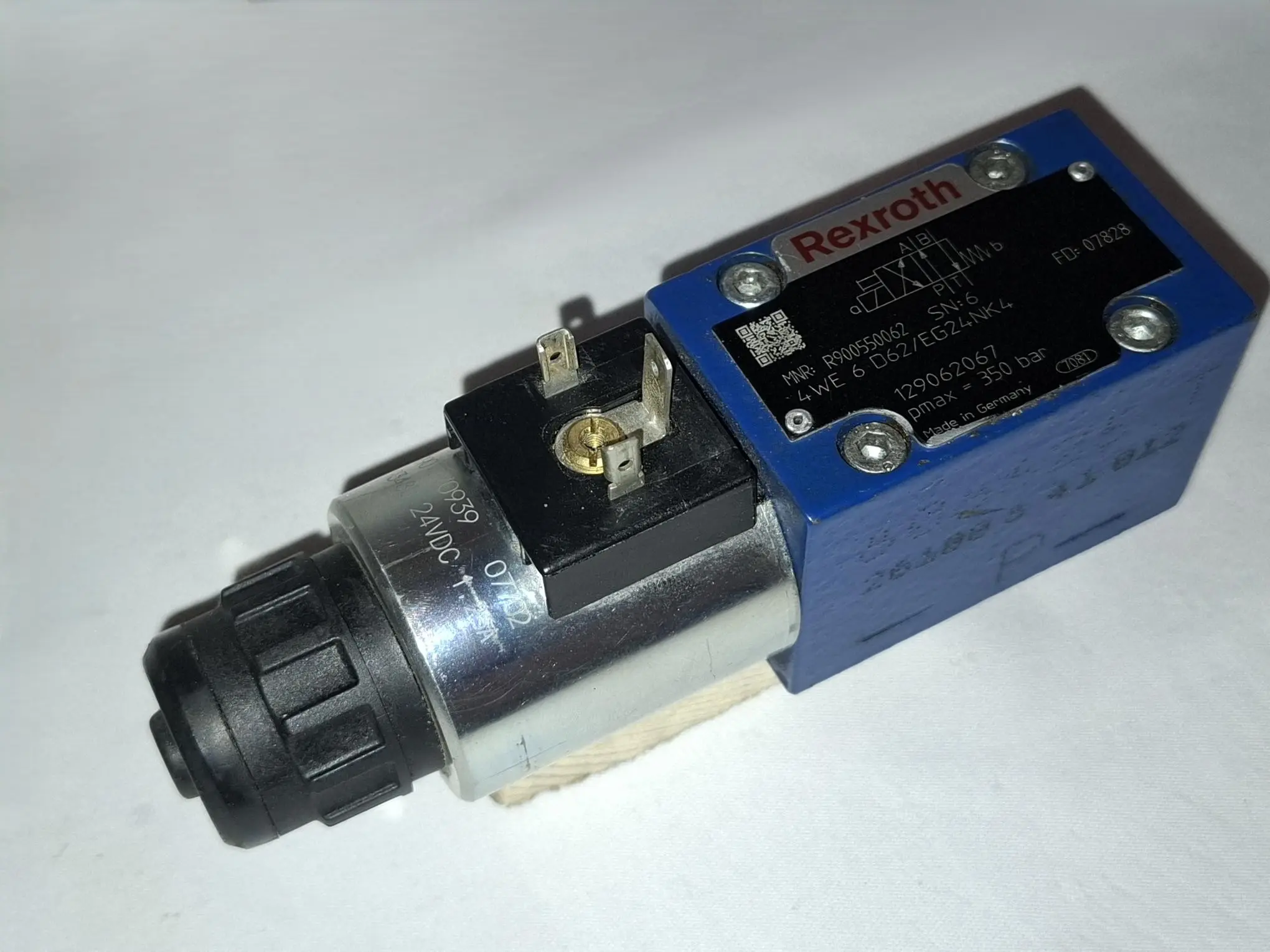 Produktfoto 1 von Wegschieberventil, R900550062, 4WE6D62/EG24NK4