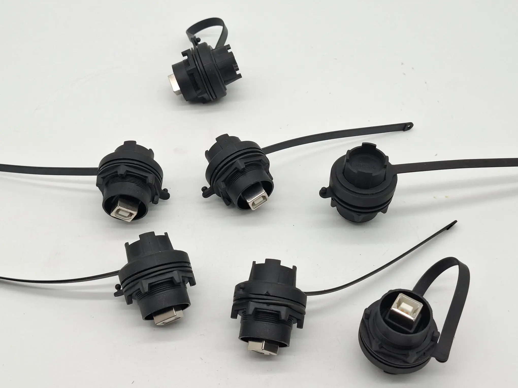 Produktfoto 1 von 7 Stück wasserdichter USB-A to USB-B Adapter