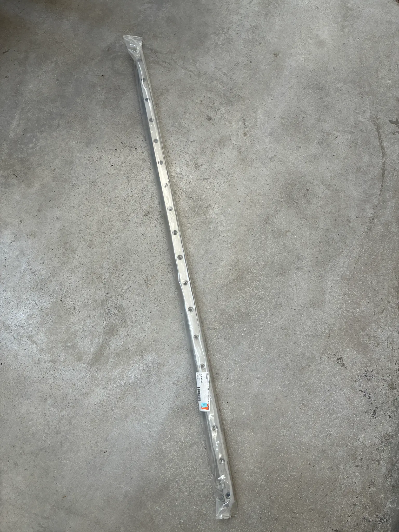 Produktfoto 1 von Führungsschiene Gr. 30, Genauih. Kl.H R204570331, 1400mm