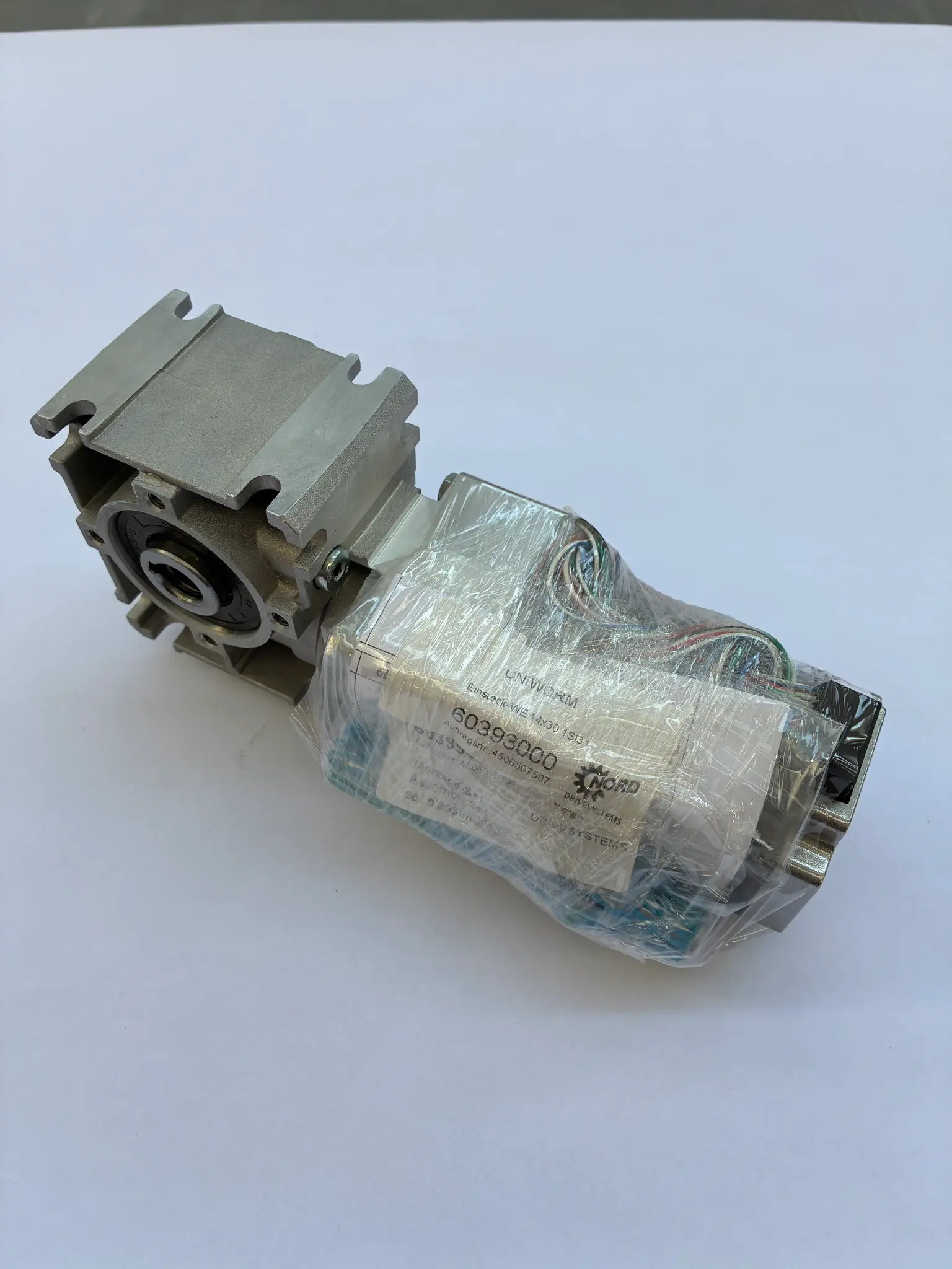 Produktfoto 1 von Schrittmotor ST6018L3008-A, mit Schneckengetriebe GSGE60 25:1
