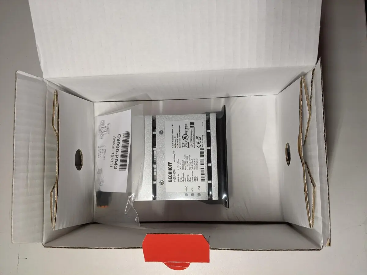 Produktfoto 1 von Beckhoff C6015 Ultra-compact Industrial PC C6015-0010