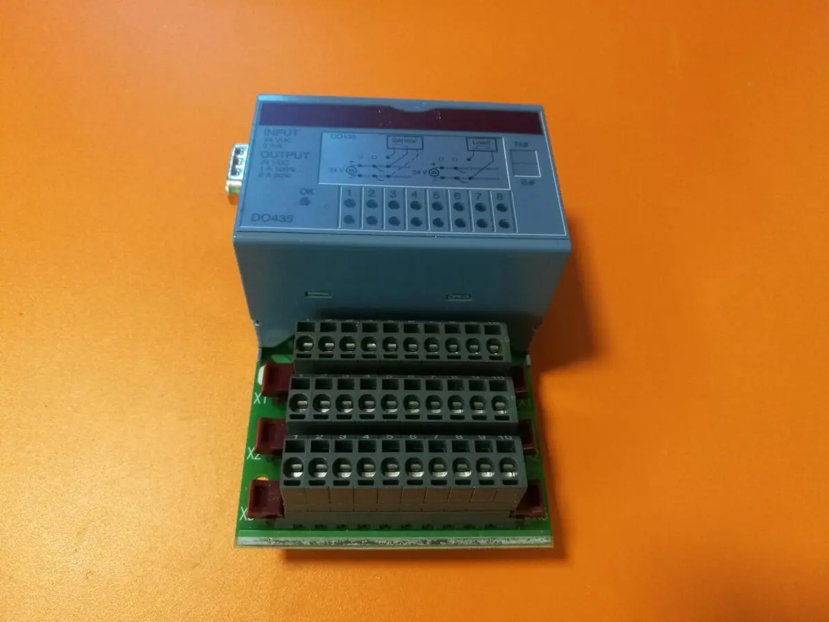 Produktfoto 1 von B&R Automation System 2003 DO435 Digitalausgang 24VDC 7DO435.7 Bernecker Rainer