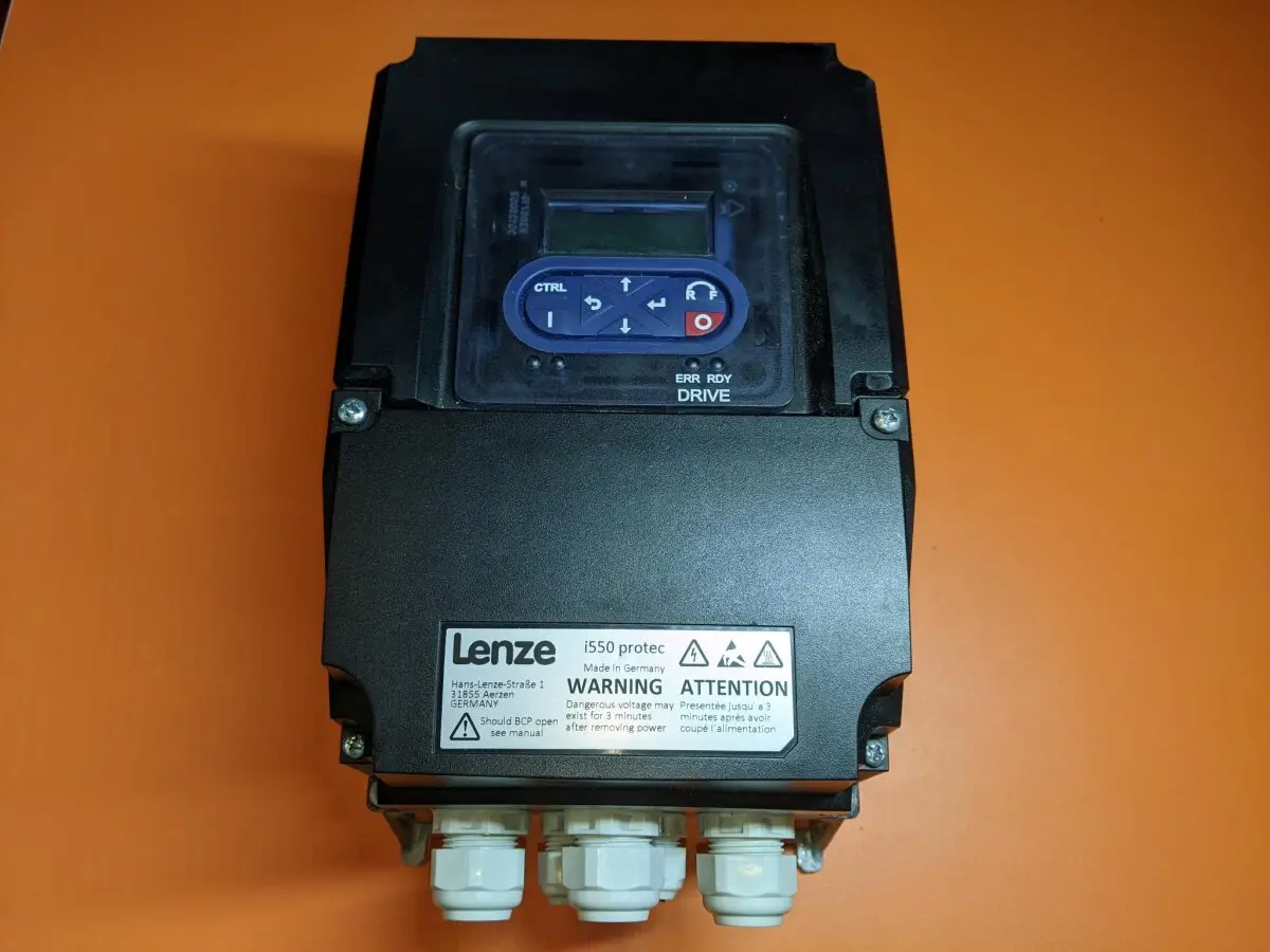 Lenze I550 Protec Frequenzumrichter IP66 I55AP211F0A710K0LS 1.1kW Profinet STO
