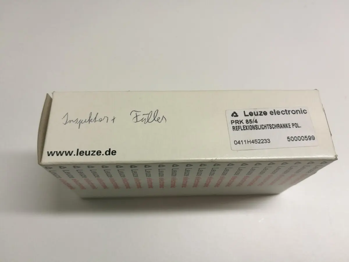 Produktfoto 1 von Leuze PRK 85/4 Reflexionslichtschranke 0..6m photoelectric sensor 220VAC