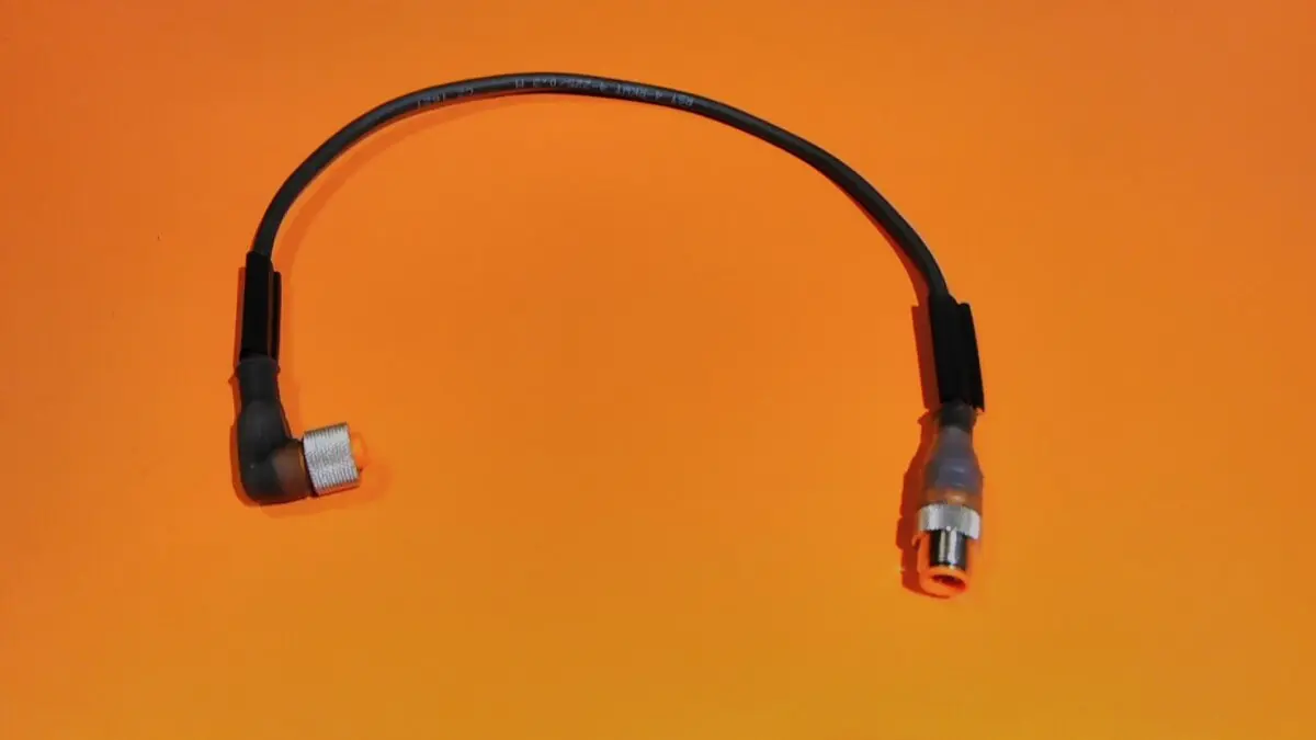 Produktfoto 1 von Lumberg RST 4-RKWT 4-225/0,3 M Kabel M12 Stecker/Kupplung 4 polig 0,3 m schwarz