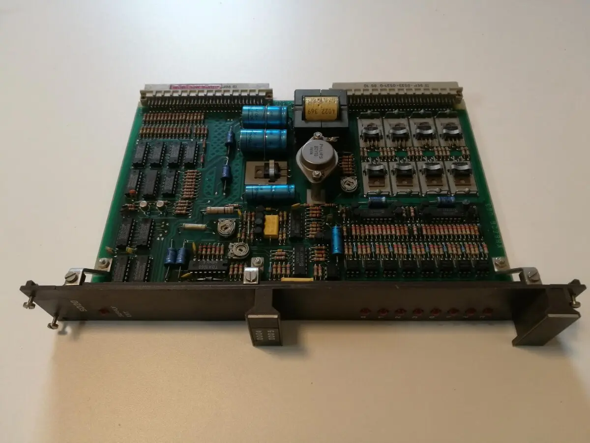Produktfoto 1 von Philips Nyquist PC20 Netzteil Ausgangsmodul SO20  power supply + output module