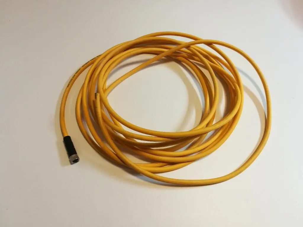 Produktfoto 1 von Pilz 533151 Kabel mit Stecker M8 8-polig 5m gelb PUR für Sicherheitssensor PSEN