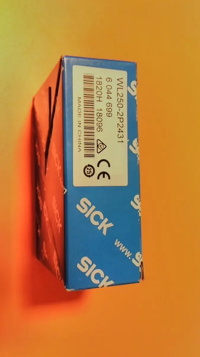 Produktfoto 1 von Sick WL250-2P2431 Lichttaster 6044699 Lichtschranke Näherungssensor 10-30V