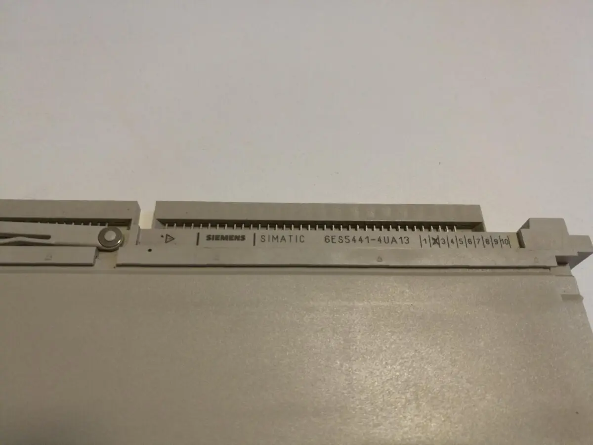 Produktfoto 1 von Siemens Simatic S5 6ES5441-4UA13 Digitalausgabe 6ES5 441-4UA13 Output Module