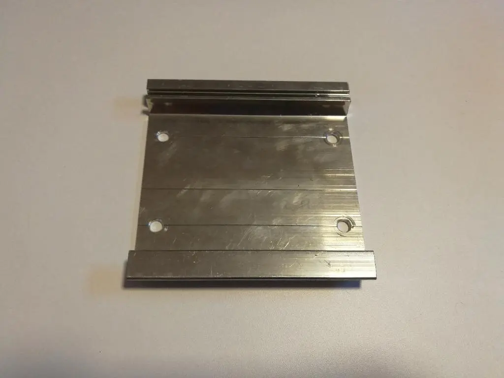 Produktfoto 1 von Siemens Simatic S7 6ES7 390-1AB60-0AA0 Profilschiene 123mm 6ES7390-1AB60-0AA0