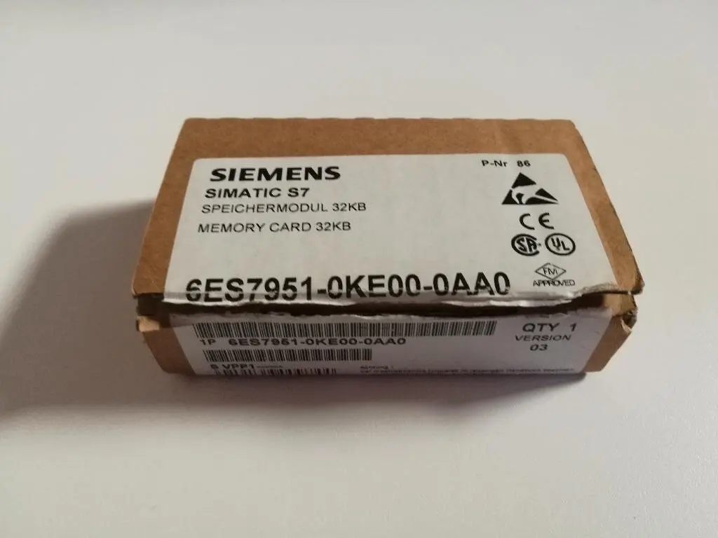 Produktfoto 1 von Siemens Simatic S7 Memory Card,6ES7 951-0KE00-0AA0, 32kB, 6ES7951-0KE00-0AA0