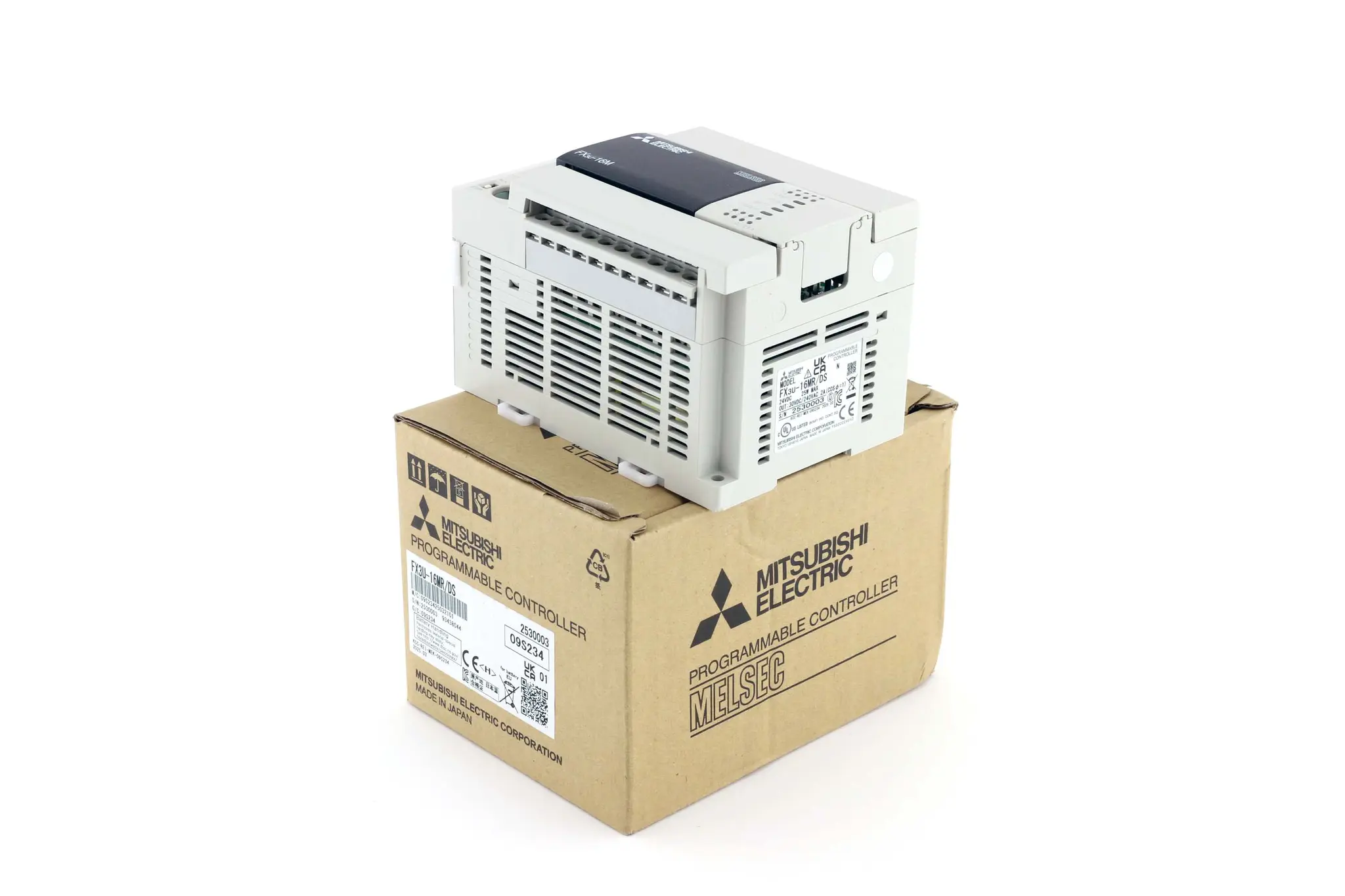 Produktfoto 1 von FX3U-16MR-DS