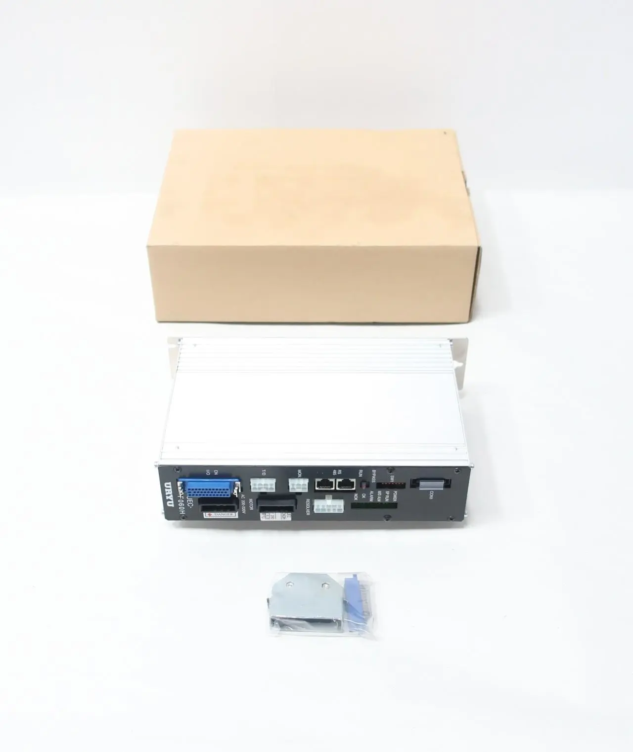 URYU UEC-F060H