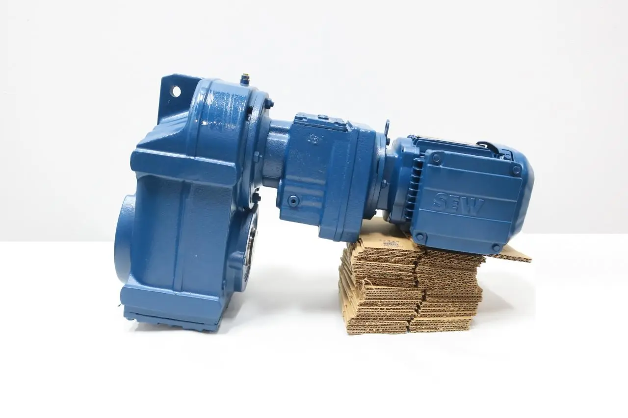 Produktfoto 1 von SEW EURODRIVE FA57 R37 DRS71S4