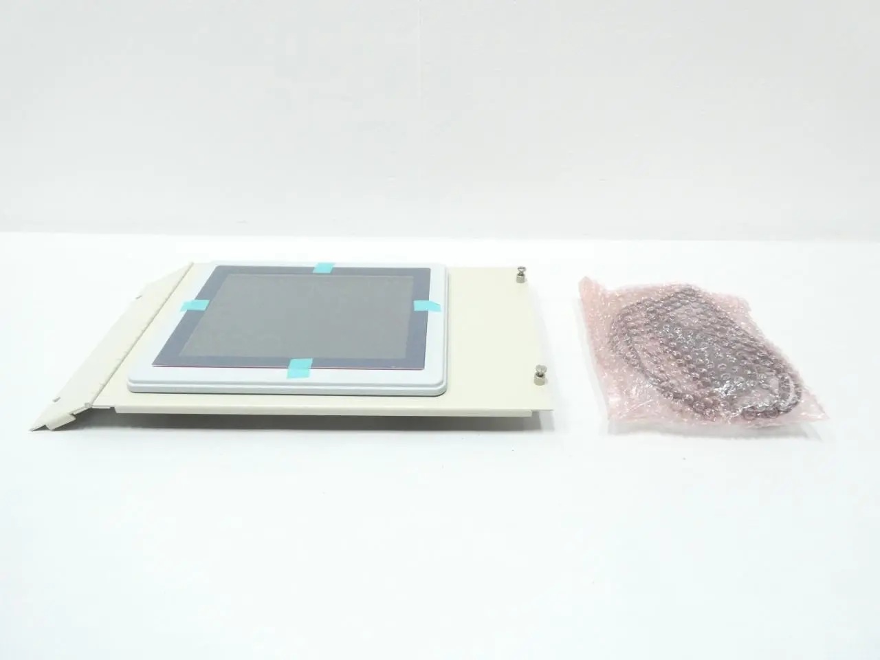 Produktfoto 1 von AXIOMTEK GOT-5100T-830-N