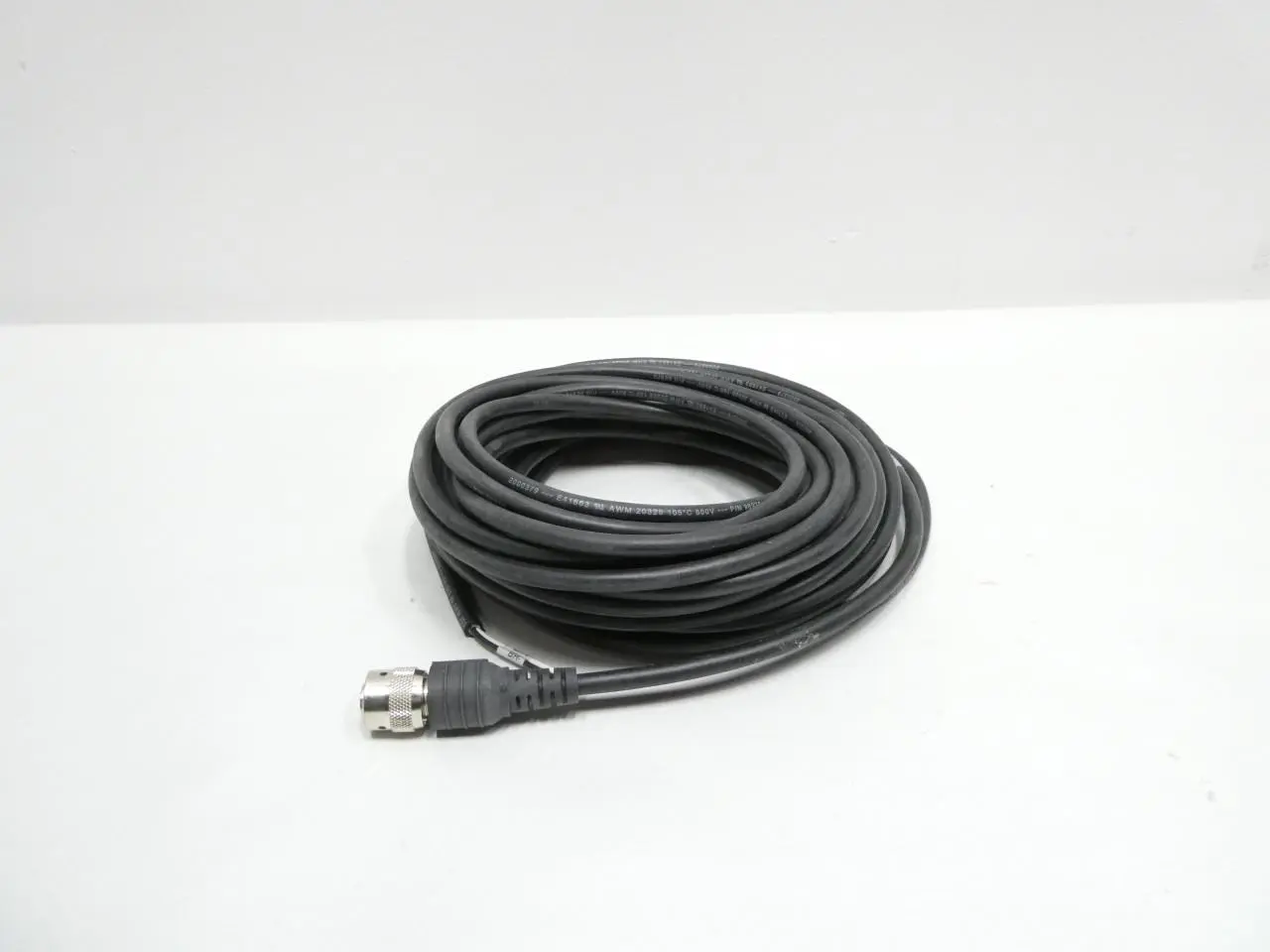Produktfoto 1 von ALLEN BRADLEY 2090-UXNBMP-18S15