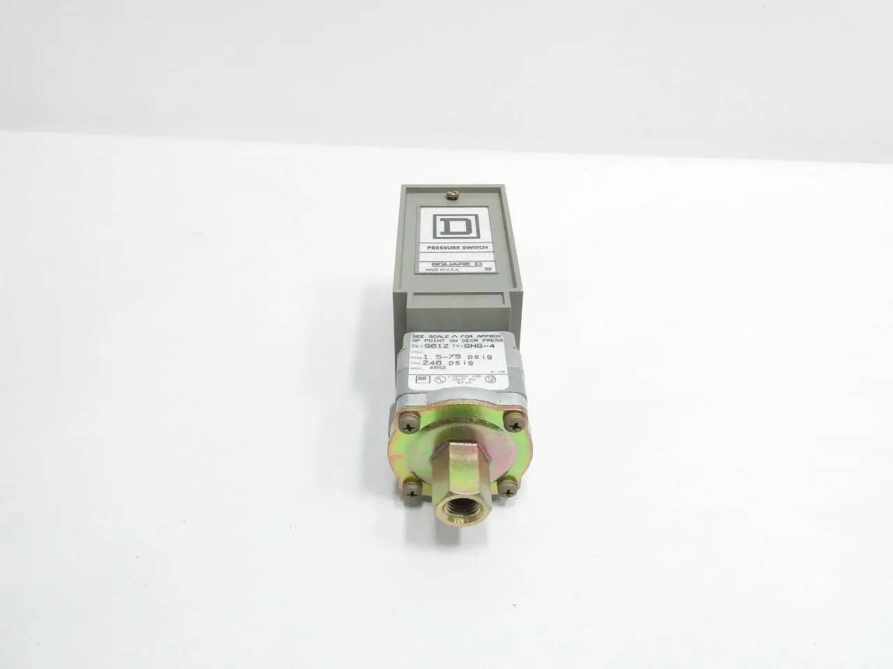 Produktfoto 1 von SQUARE D 9012 CNG-4