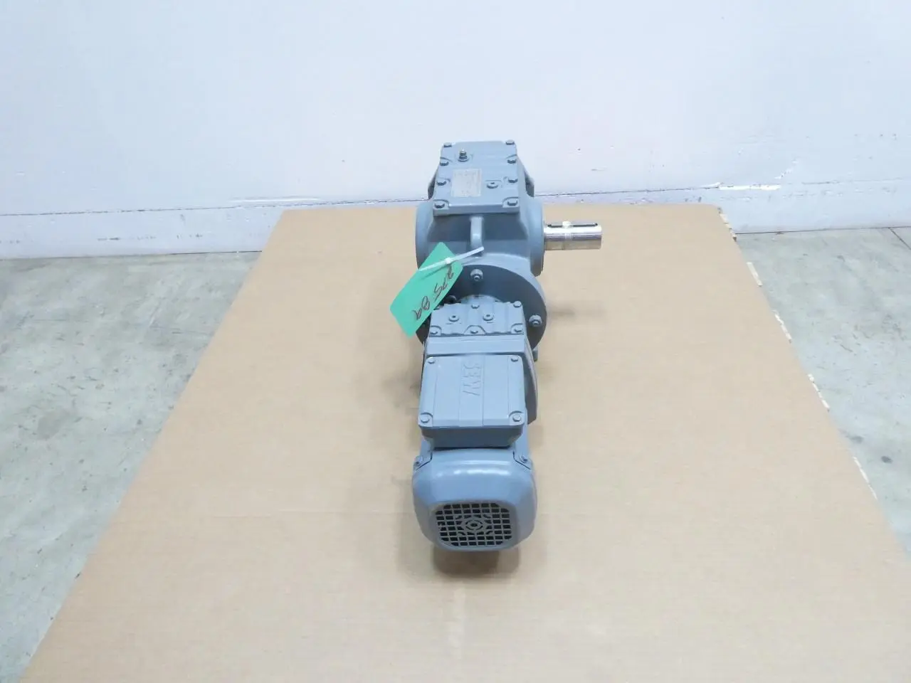 Produktfoto 1 von SEW EURODRIVE S77 R37 DRS71S4/RI