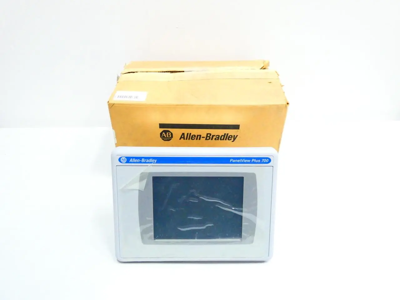 Produktfoto 1 von ALLEN BRADLEY 2711P-T7C6D1