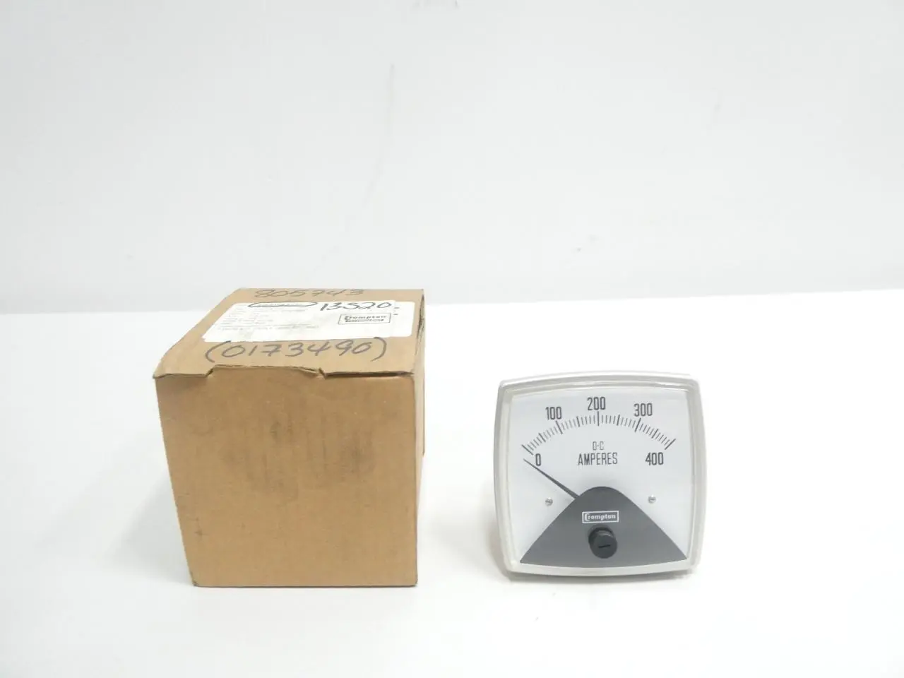 Produktfoto 1 von CROMPTON 016-01AA-ECSC