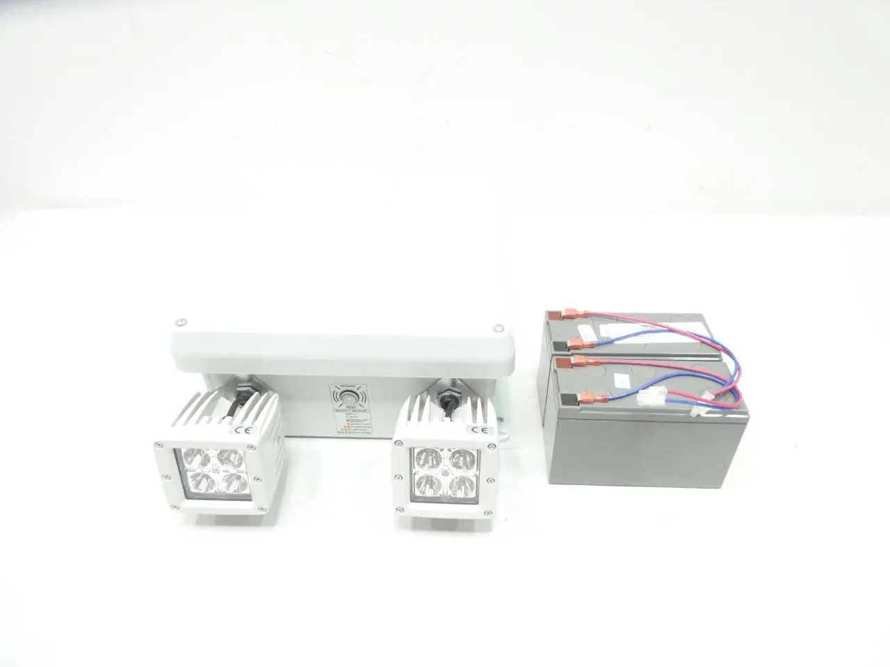 THOMAS & BETTS LHP241502L10AT