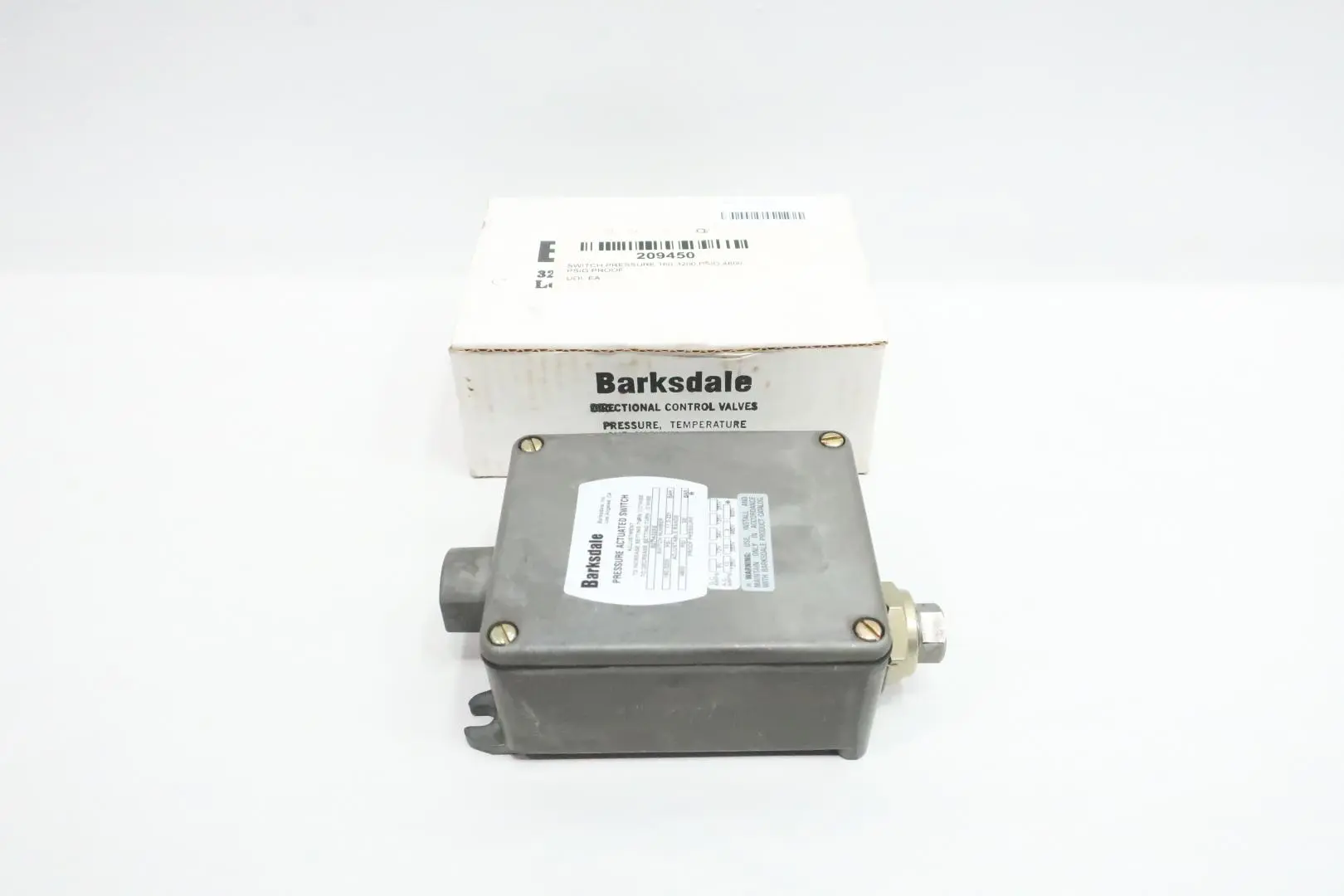 Produktfoto 1 von BARKSDALE B2T-A32SS