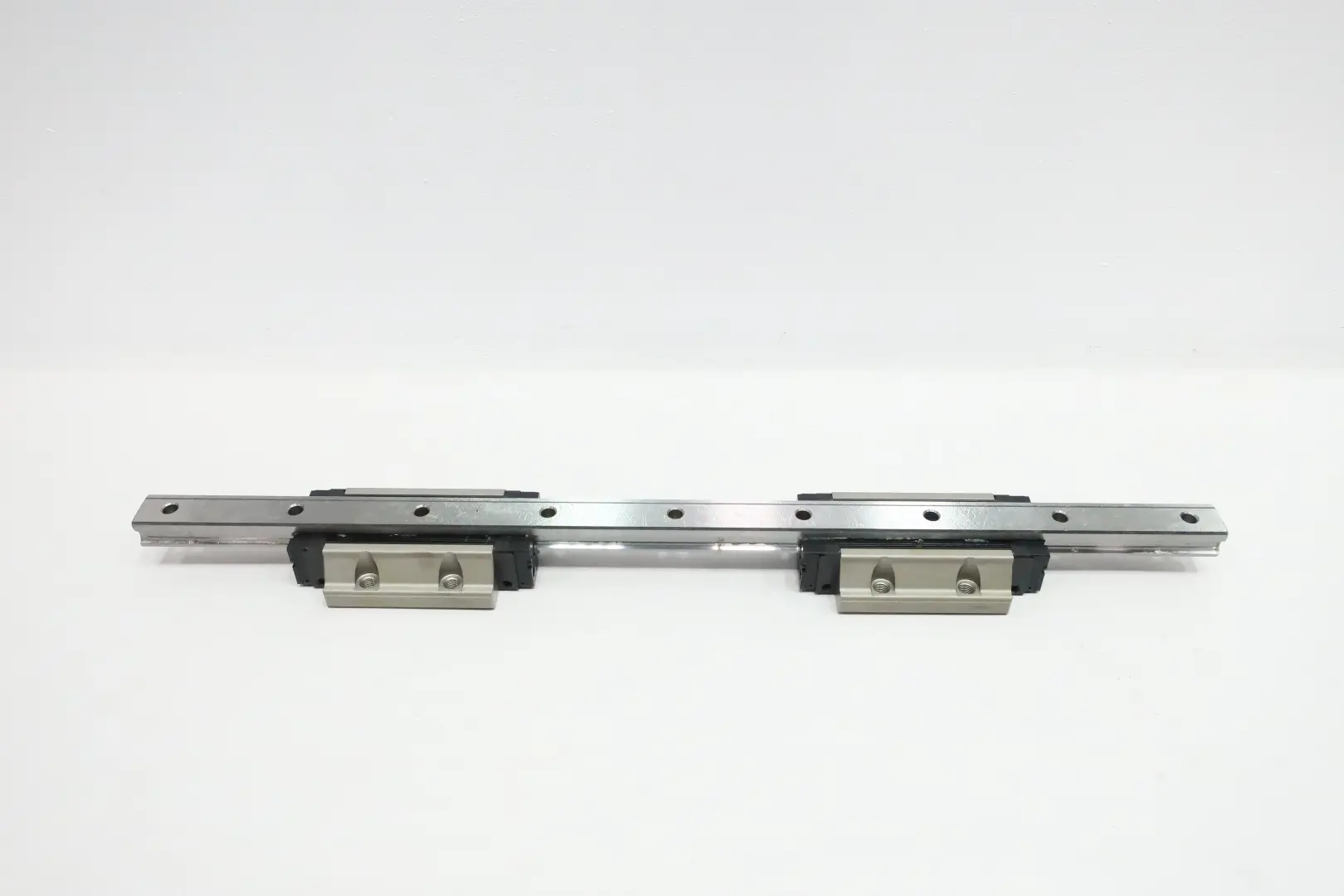 THK HSR30A2QZUU+600L-II