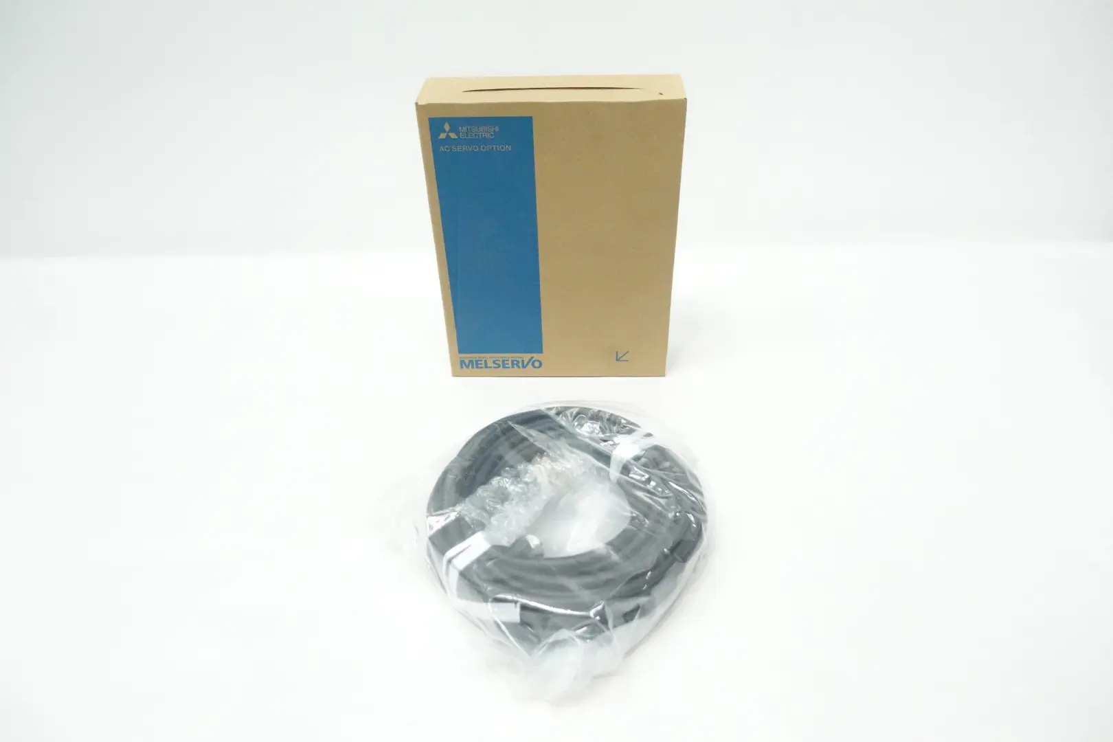 Produktfoto 1 von MITSUBISHI MR-J3ENSCBL10M-L