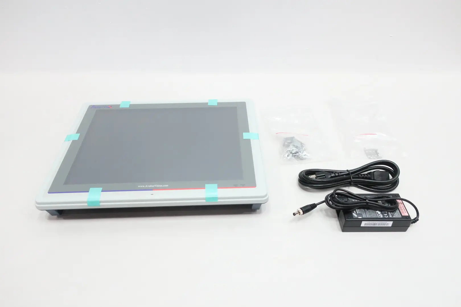 Produktfoto 1 von AXIOMTEK GOT5152T-834 J-US
