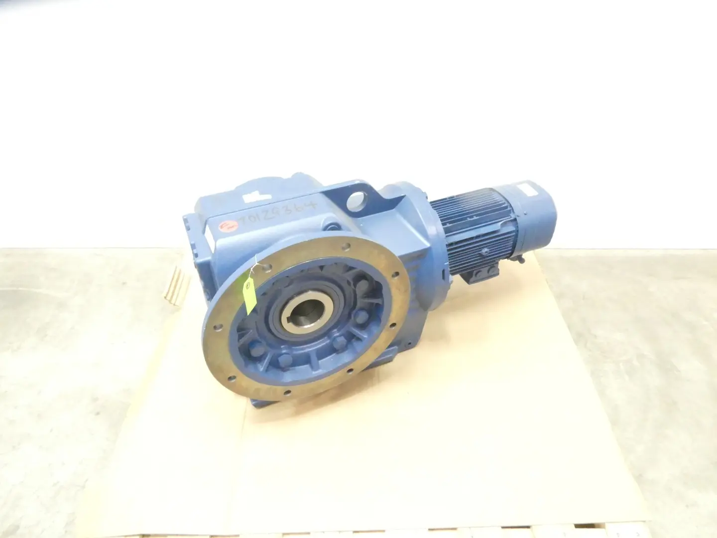 Produktfoto 1 von SEW EURODRIVE KAF107 DRN100L4/EK8S/DH