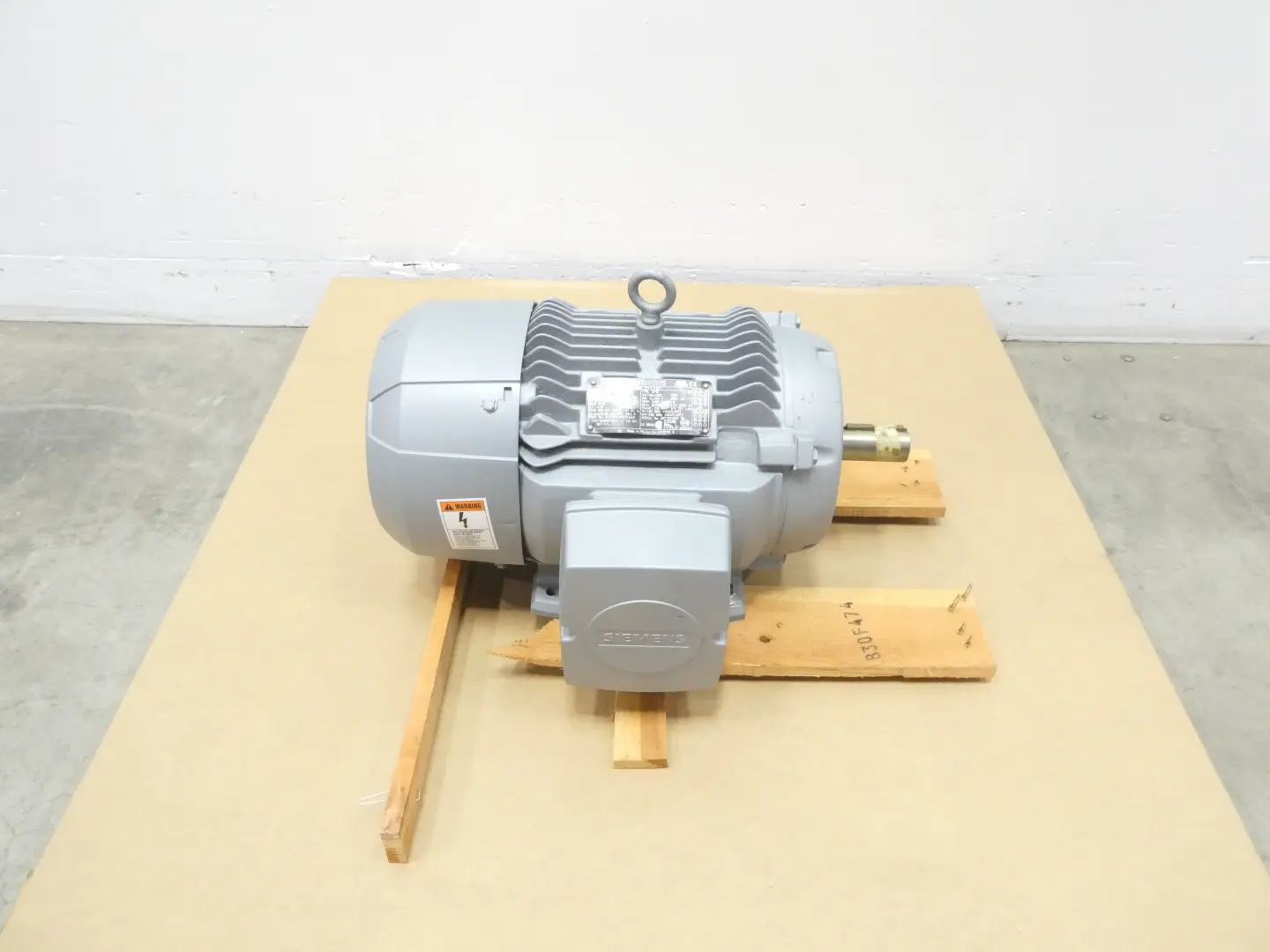 Produktfoto 1 von SIEMENS 1LE22012AB214AA3