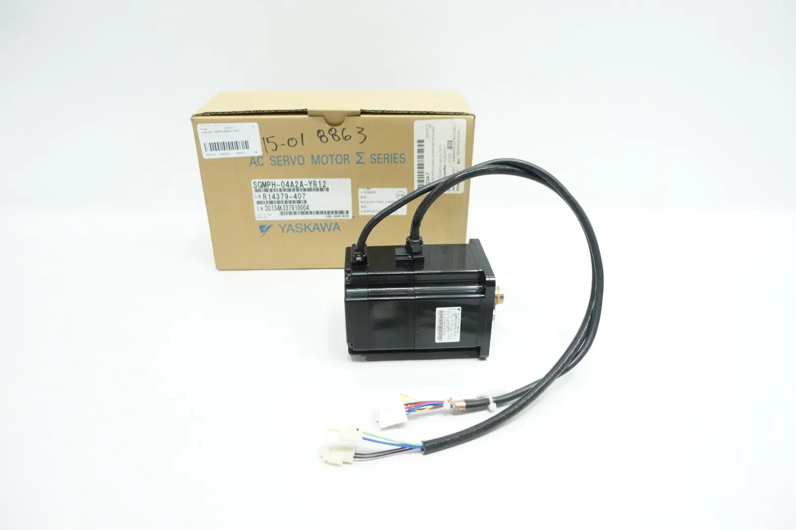 YASKAWA SGMPH-04A2A-YR12