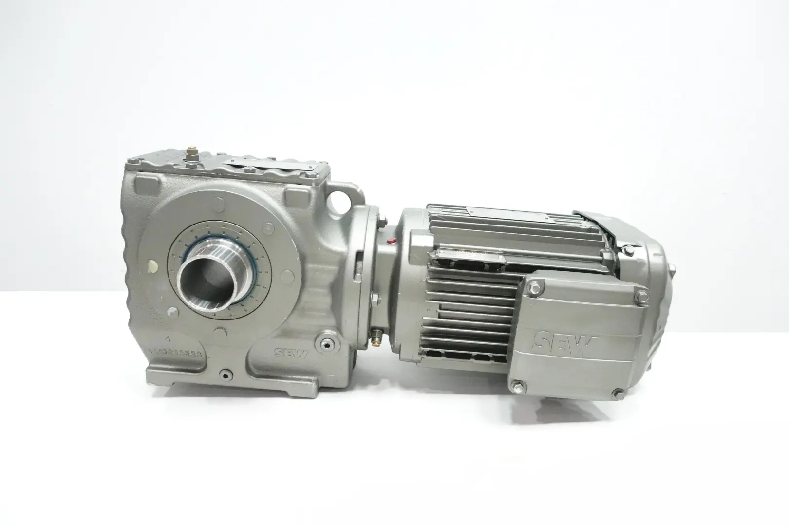 Produktfoto 1 von SEW EURODRIVE ST67 DRN90L4/DH