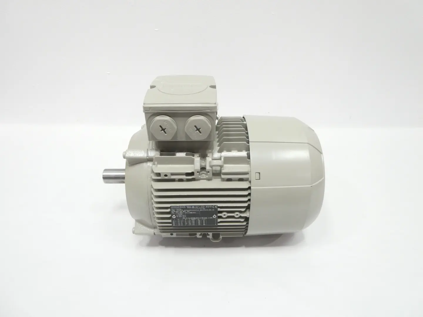 Produktfoto 1 von SIEMENS 1AV2112B 1LE10211BB222KA4