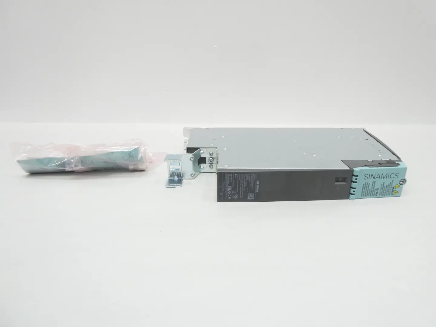 Produktfoto 1 von SIEMENS 6SL3120-1TE21-8AD0