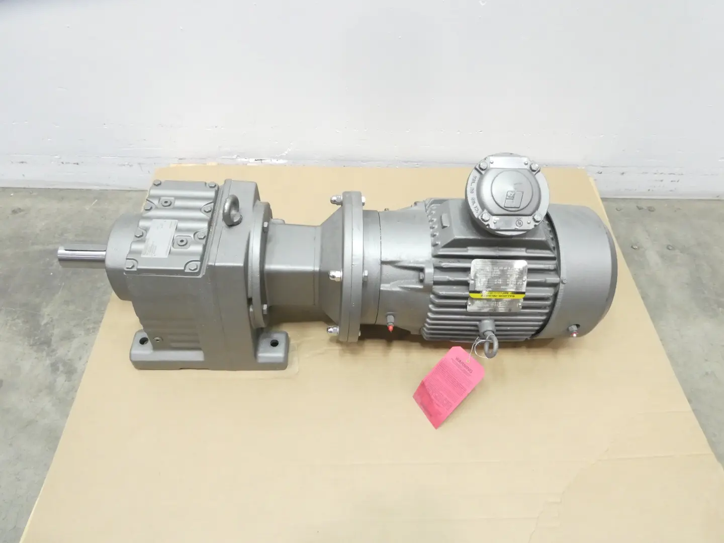 Produktfoto 1 von SEW EURODRIVE R87 AM132ML