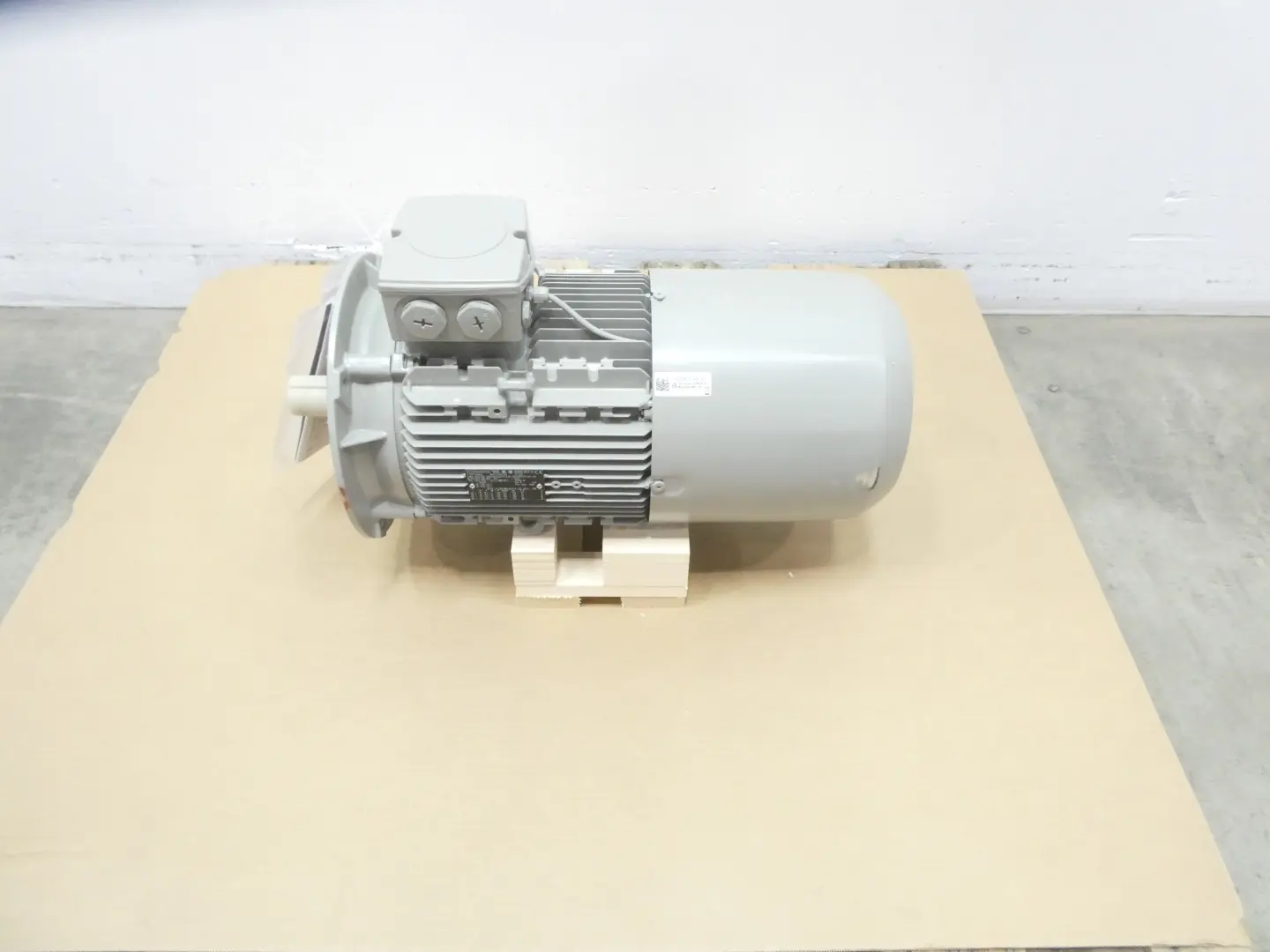 Produktfoto 1 von SIEMENS 1AV3132B 1LE10231CB222FF4-Z