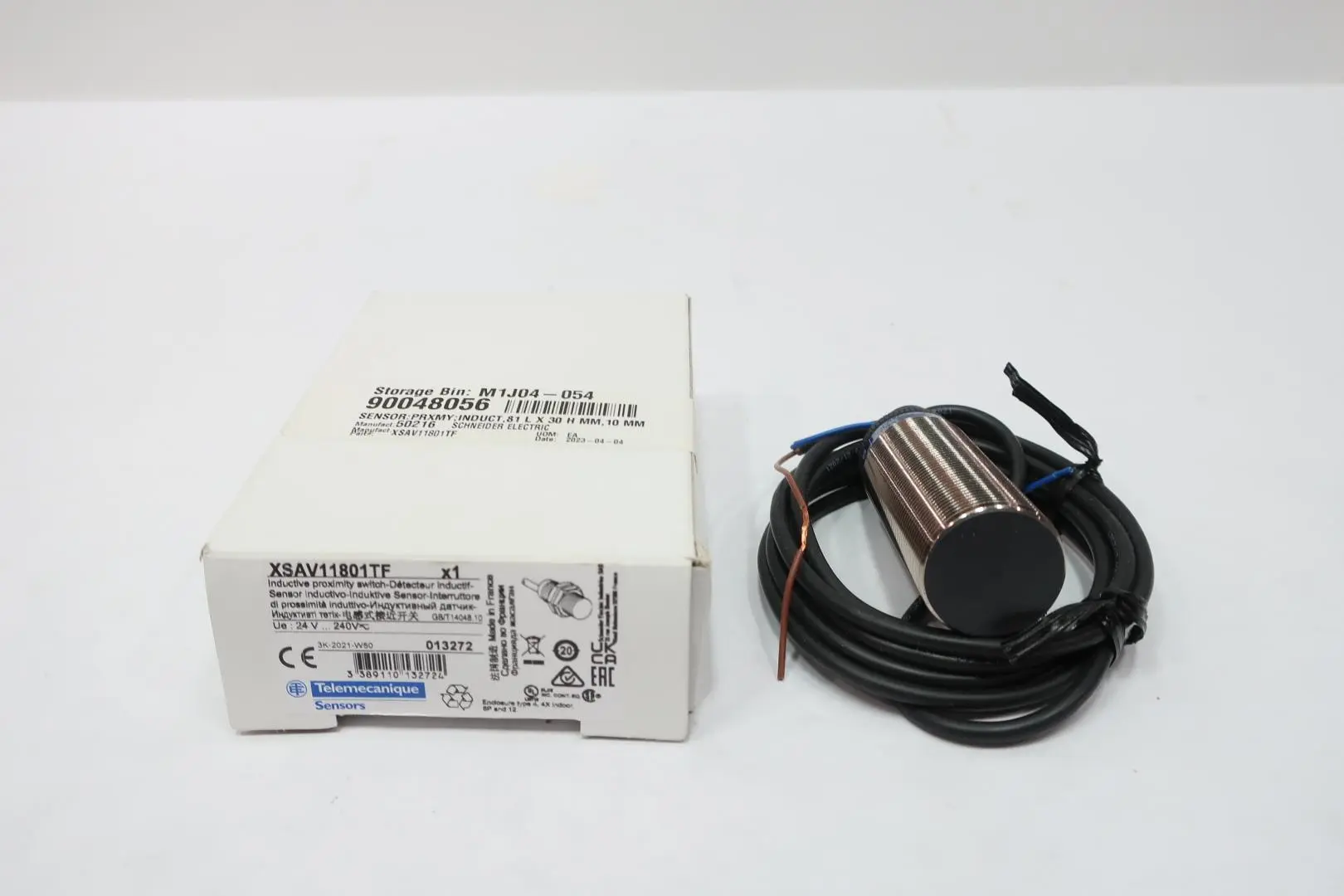 Produktfoto 1 von TELEMECANIQUE XSAV11801TF