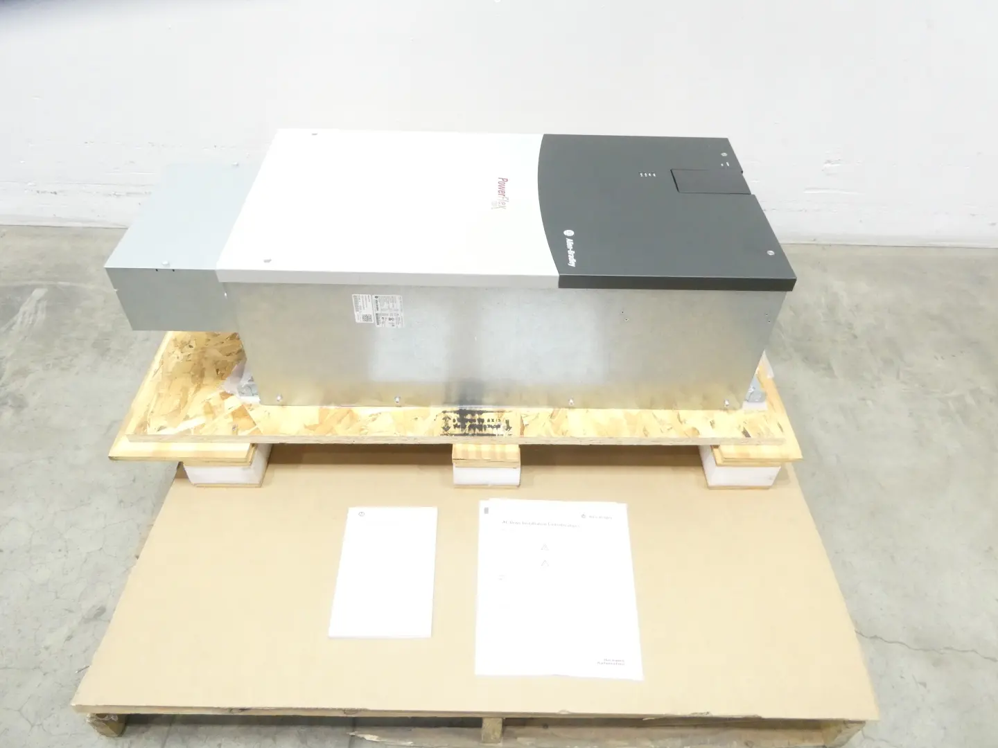 Produktfoto 1 von ALLEN BRADLEY 20BD156A0AYNANC0