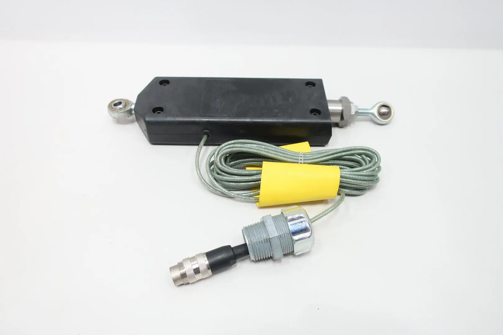 STOCK V379179.B01 C18305-1