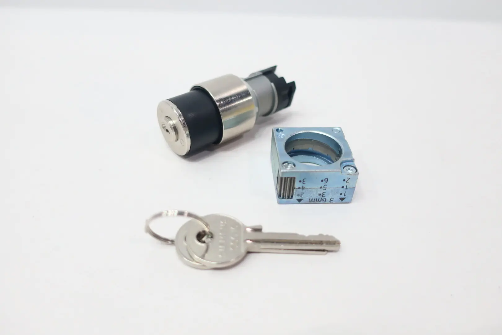 Produktfoto 1 von SIEMENS 3SB3 500-4PD01