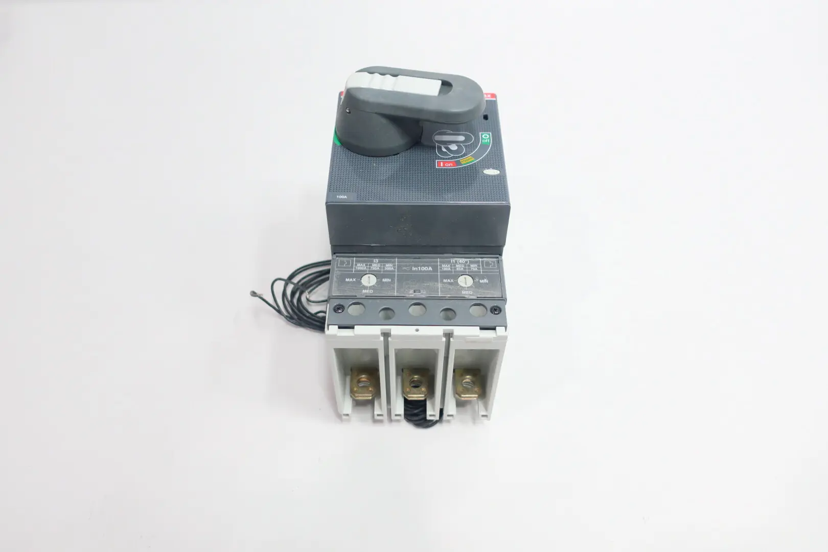 Produktfoto 1 von ABB SACE TMAX T4N 250 T4N100TWARHU8 1SDA057180R1