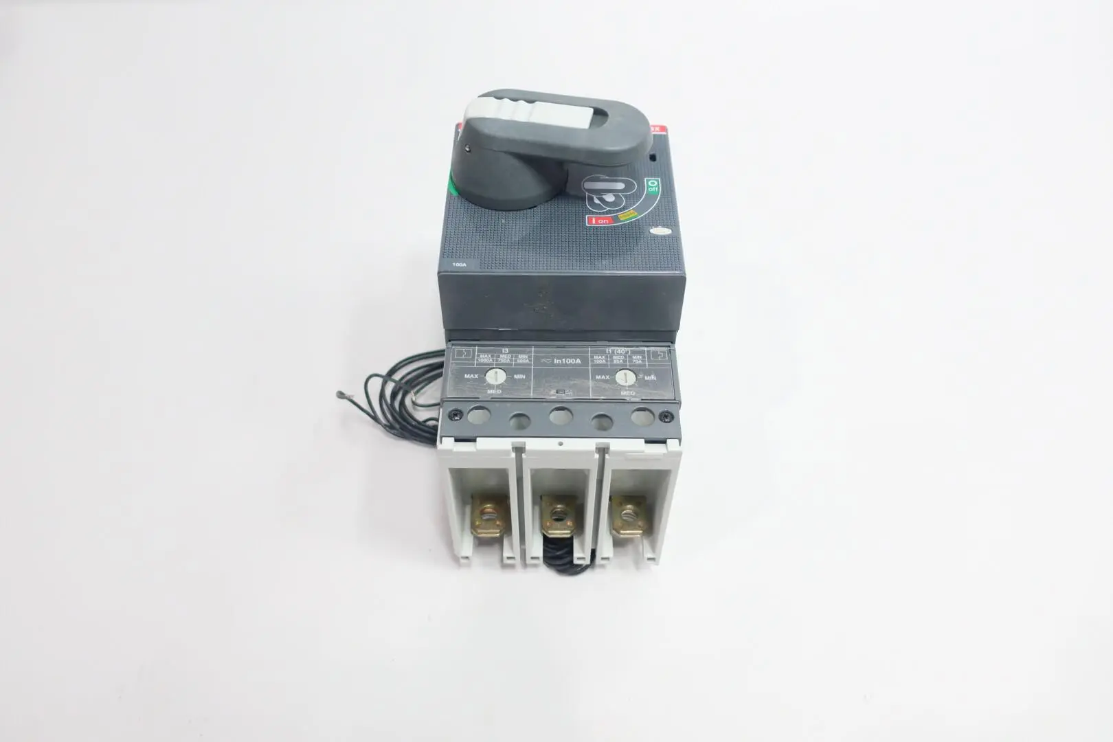 Produktfoto 1 von ABB SACE TMAX T4N 250 T4N100TWARHU8 1SDA057180R1