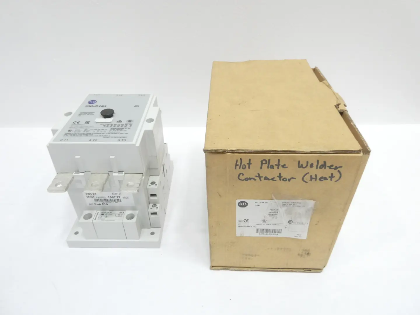 Produktfoto 1 von ALLEN BRADLEY 100-D180EZJ11