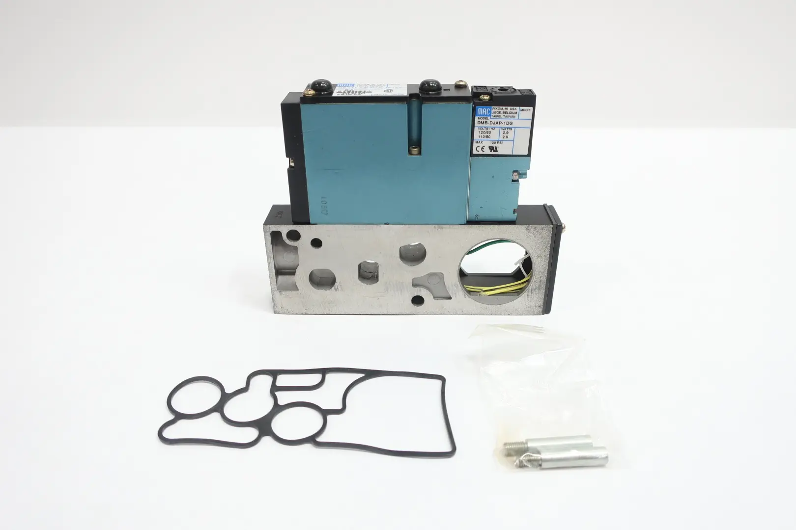 Produktfoto 1 von MAC 92B-AAA-CJD-DM-DJAP-1DG